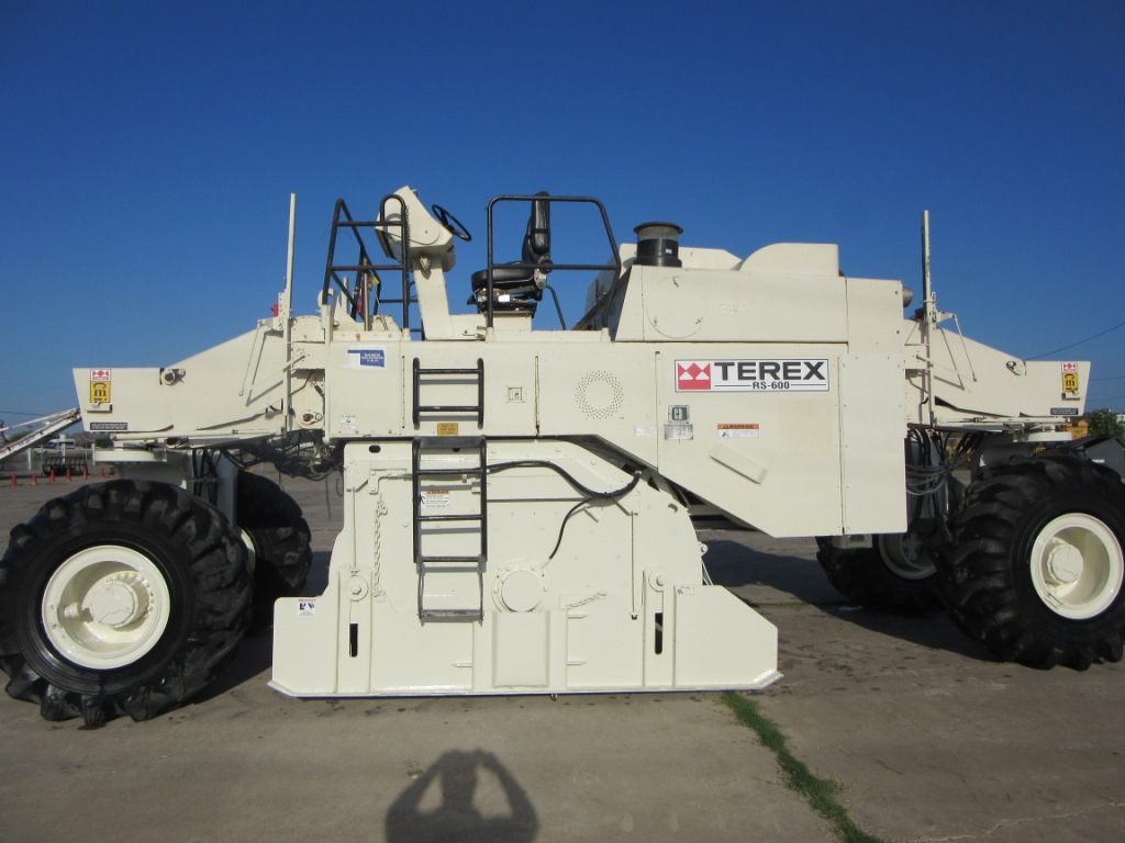 2005 TEREX CMI RS600