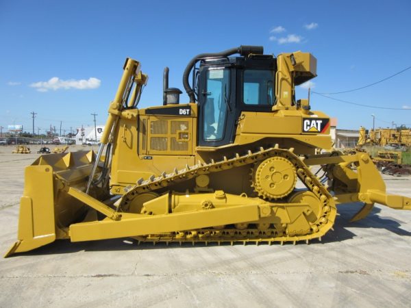 2016 CATERPILLAR D6T