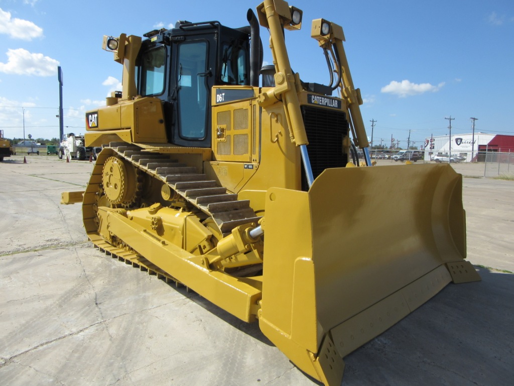 2016 CATERPILLAR D6T