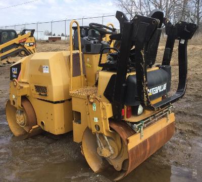 2013 CATERPILLAR CB24XT