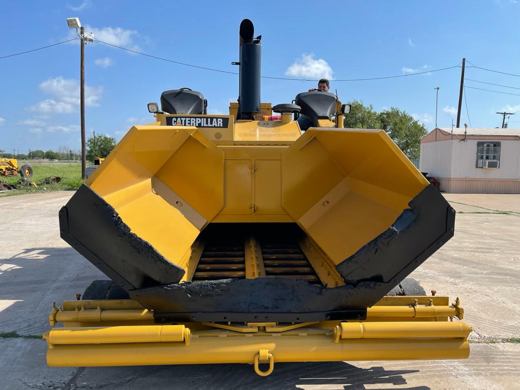 2011 CATERPILLAR AP-1000D