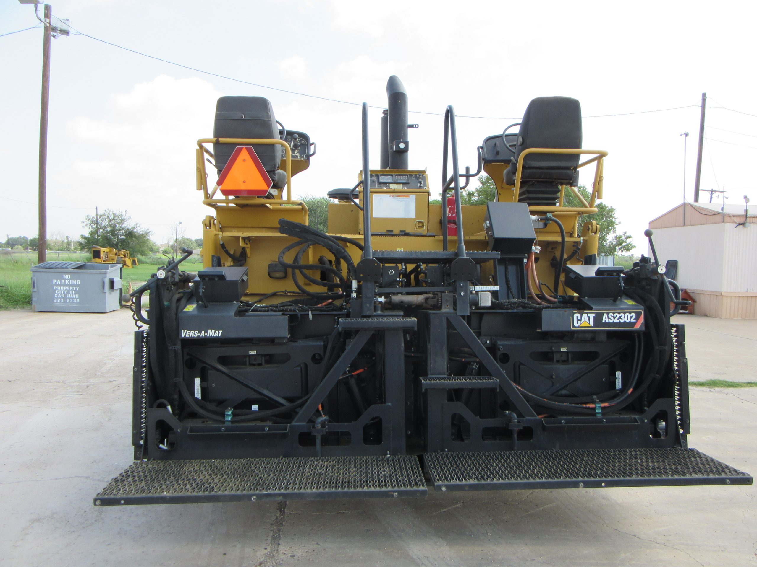 2007 CATERPILLAR AP-1000D