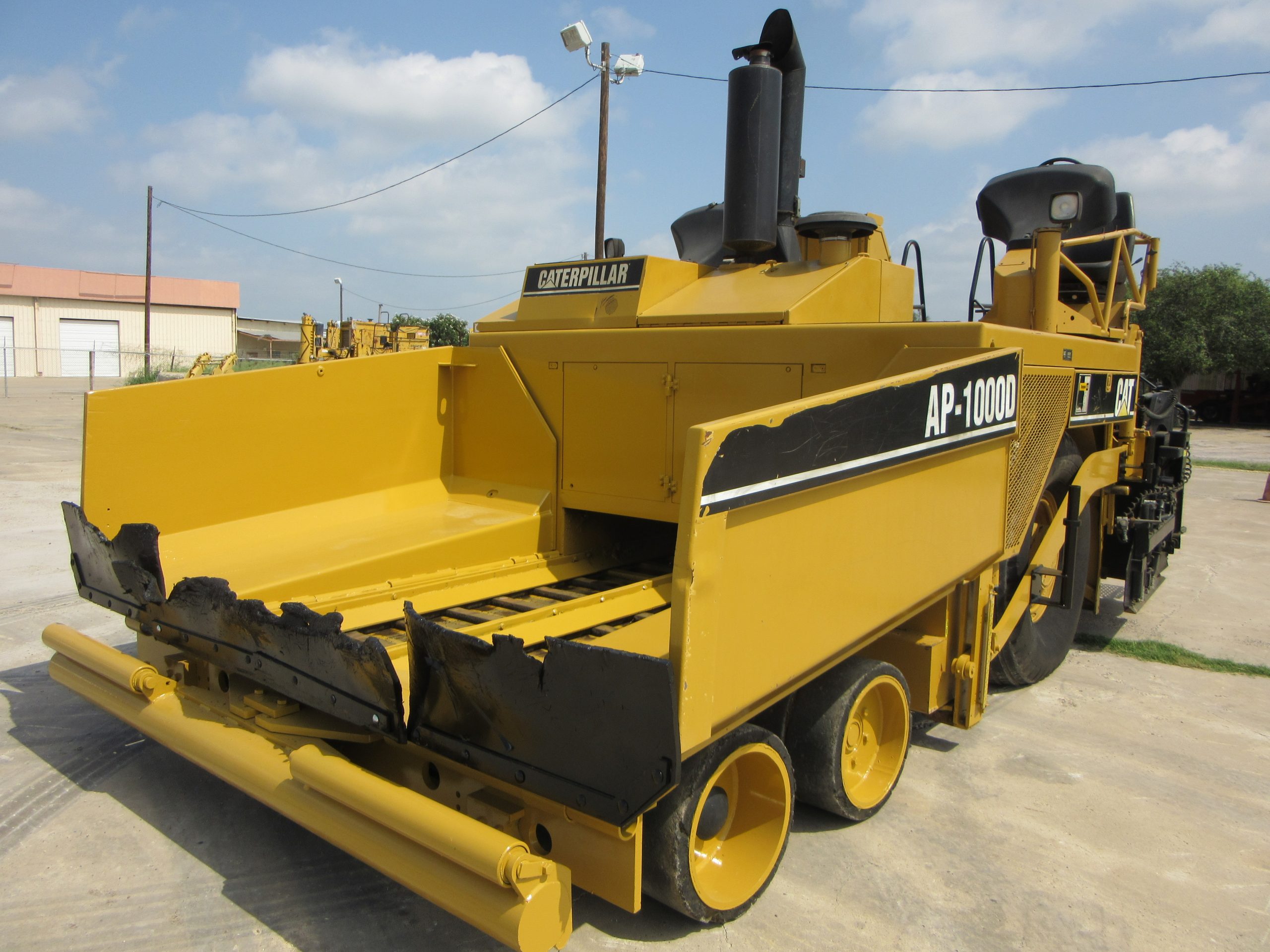 2007 CATERPILLAR AP-1000D