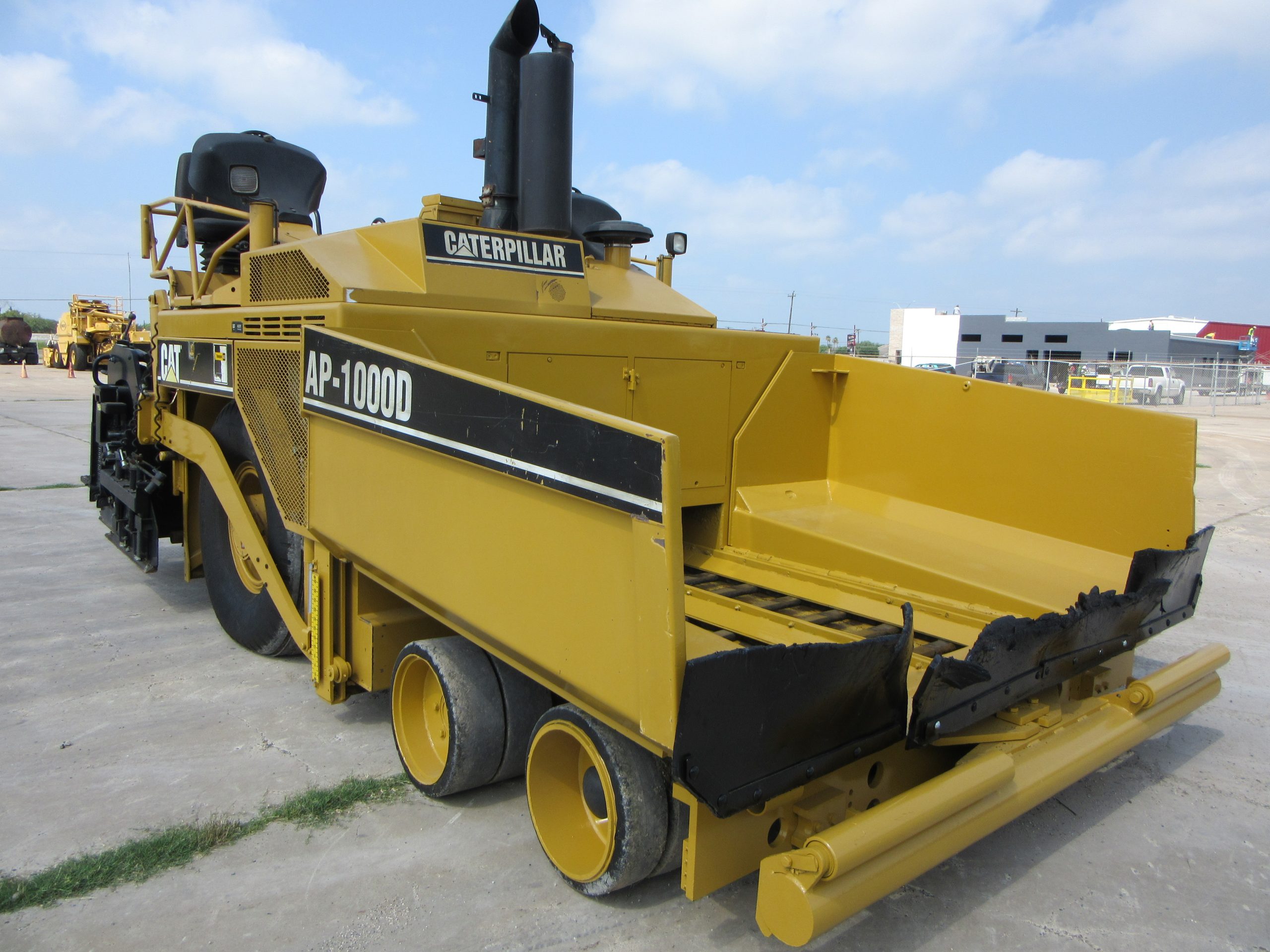 2007 CATERPILLAR AP-1000D