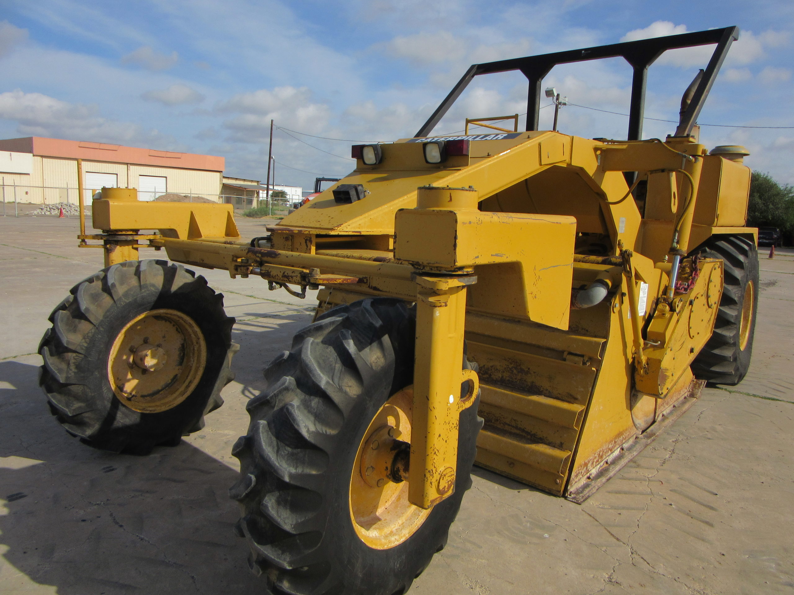 2000 CATERPILLAR SS250B