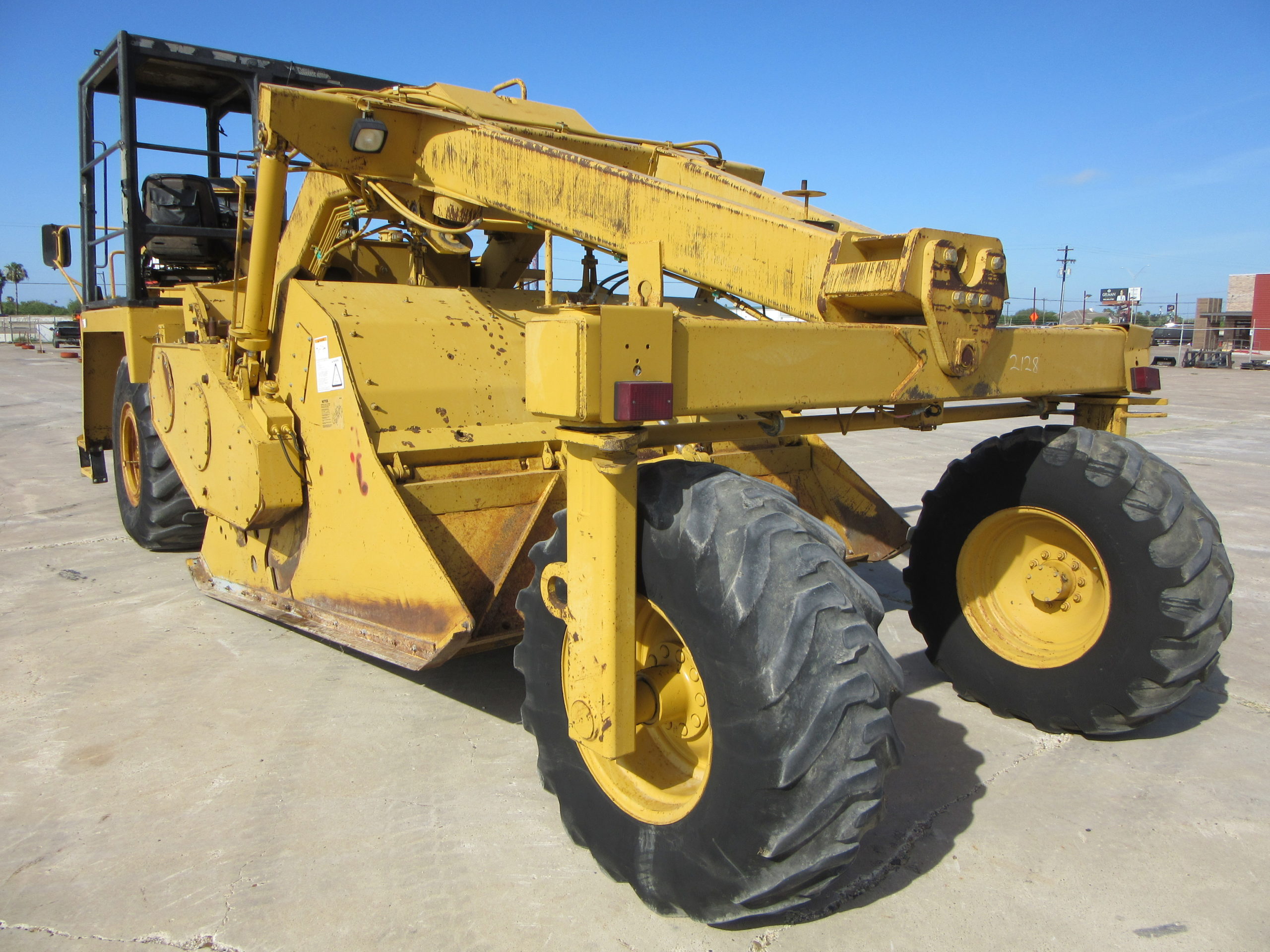 2000 CATERPILLAR RM-350B