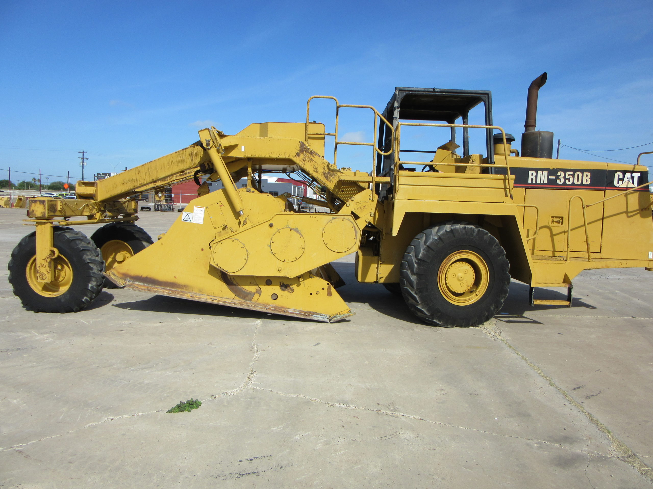 2000 CATERPILLAR RM-350B