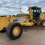 2005 DEERE 672CH