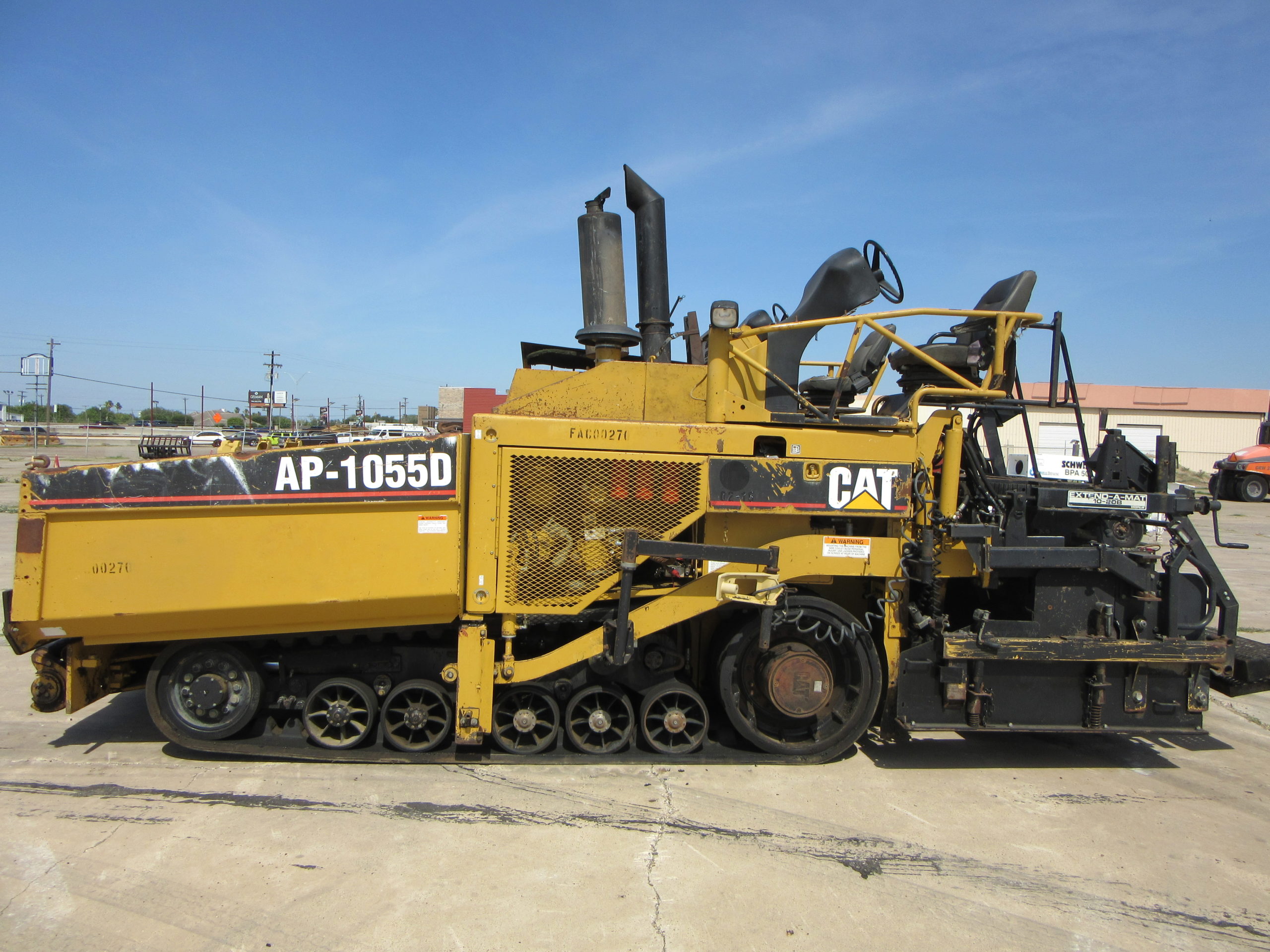 2006 CATERPILLAR AP-1055D