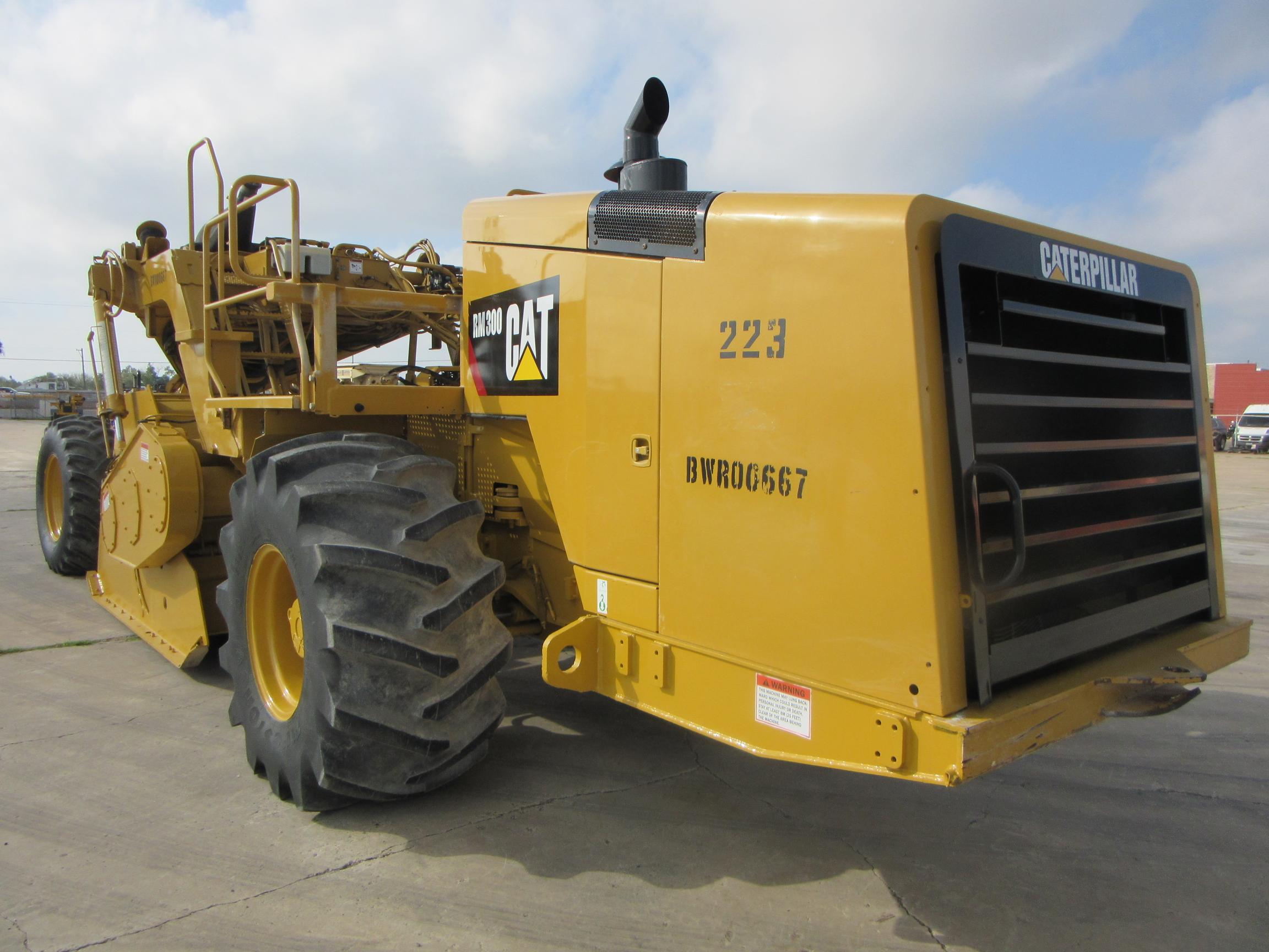 2015 CATERPILLAR RM-300