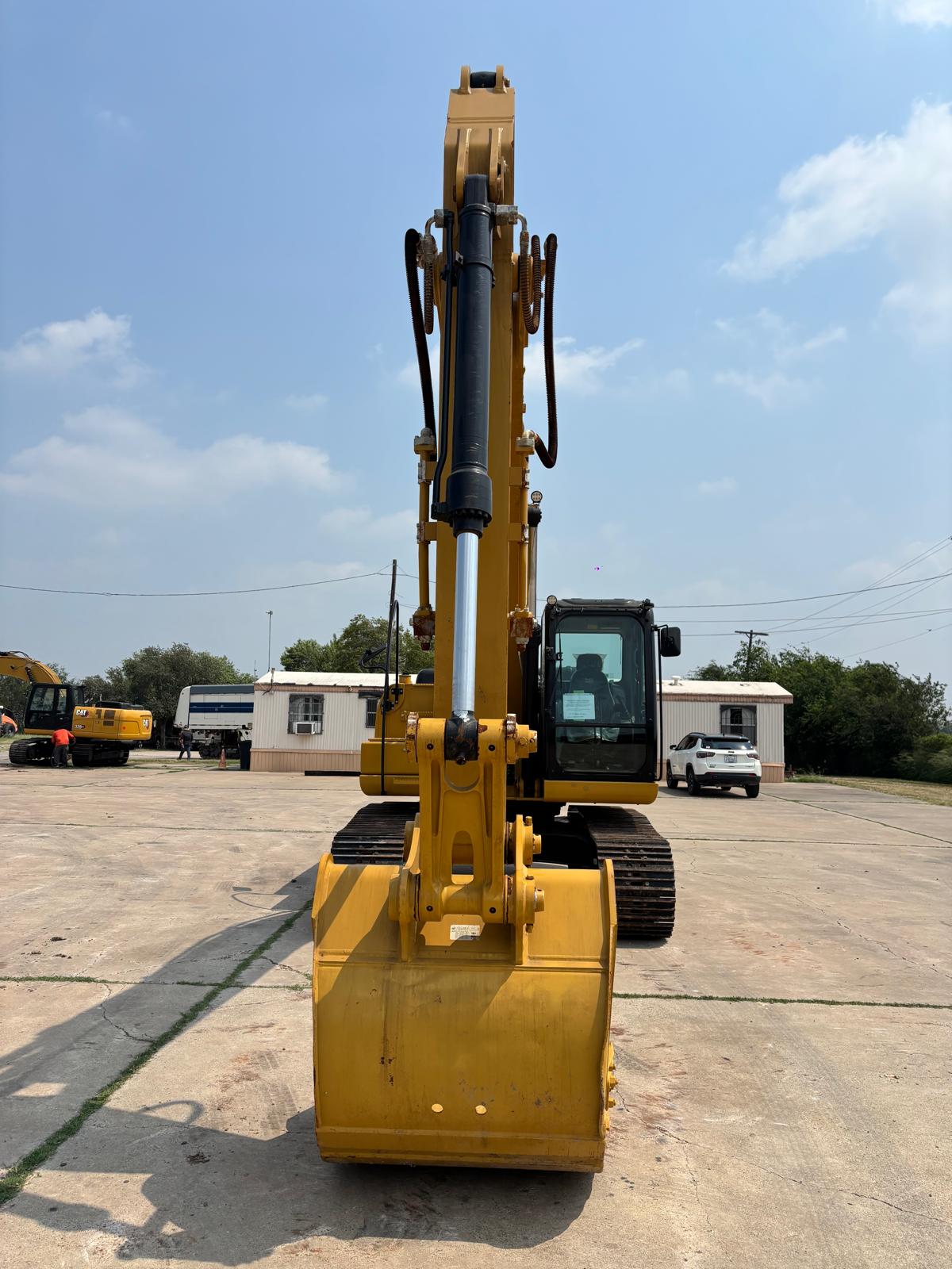 2024 CATERPILLAR 320GX