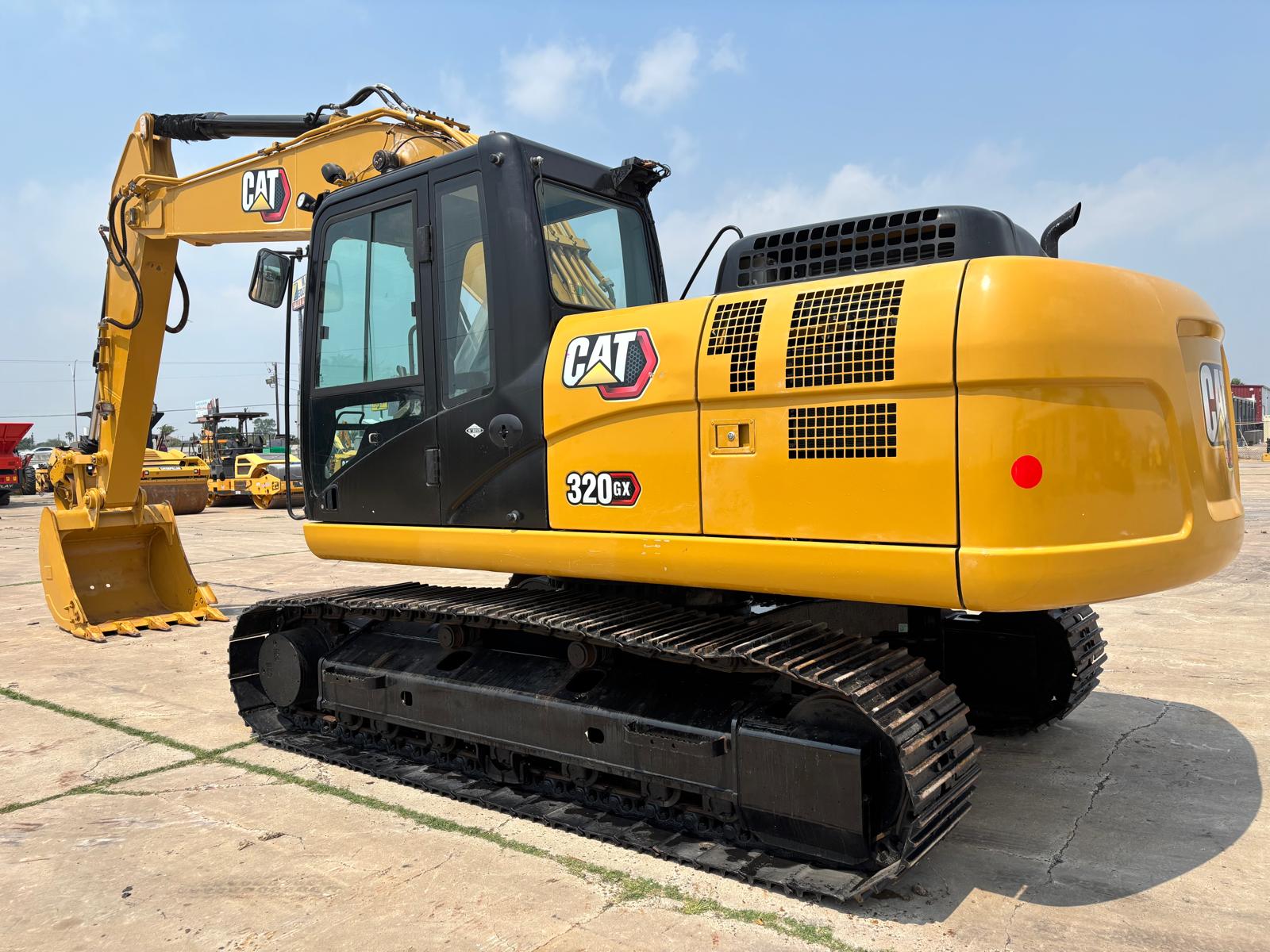 2022 CATERPILLAR 320GX