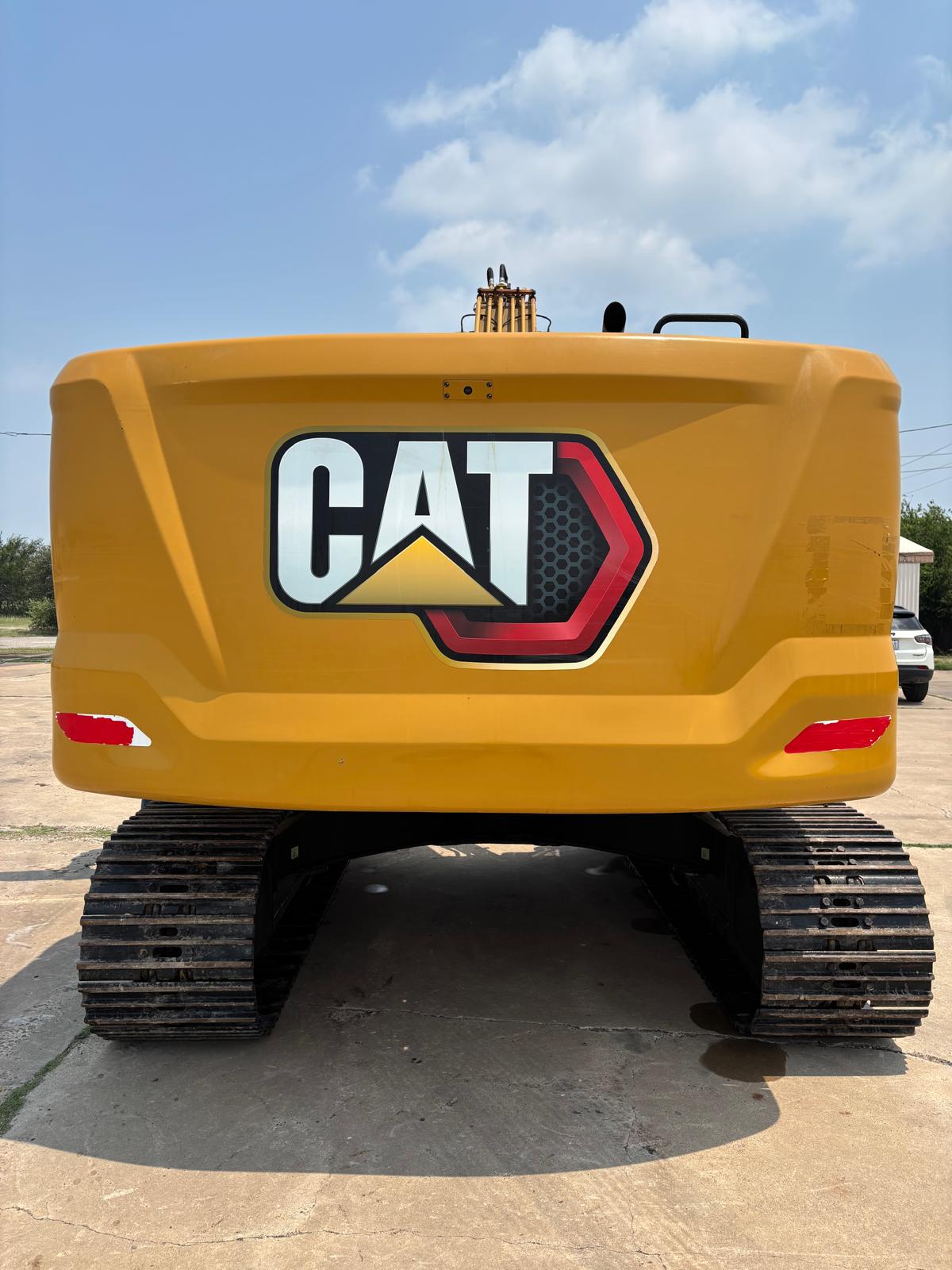 2023 CATERPILLAR 320GC