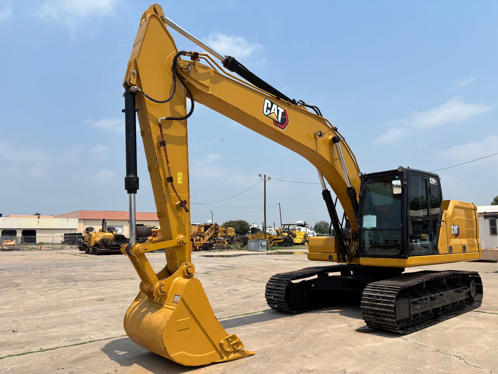 2023 CATERPILLAR 320GC