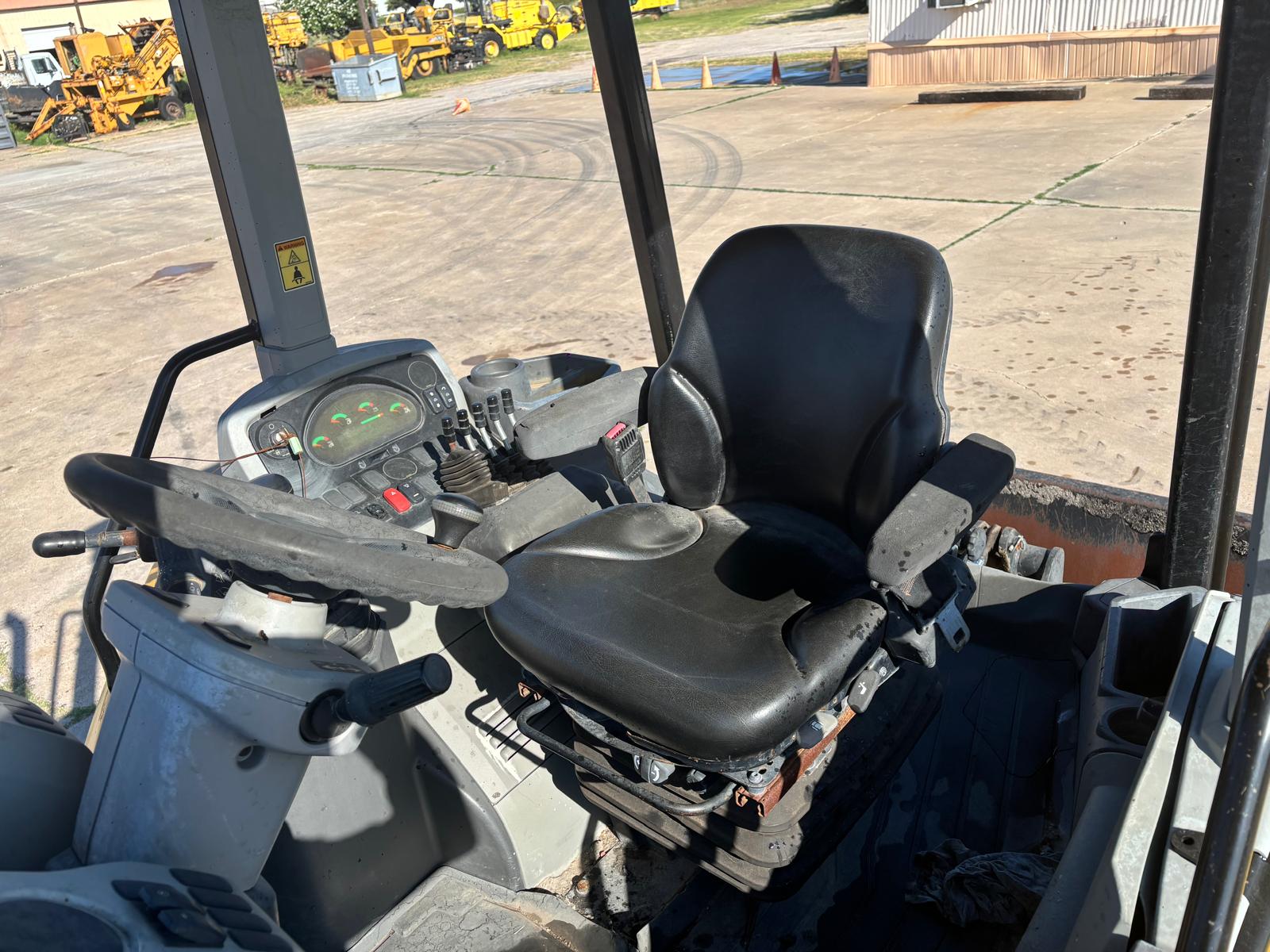 CATERPILLAR 415F2 IL 4x4
