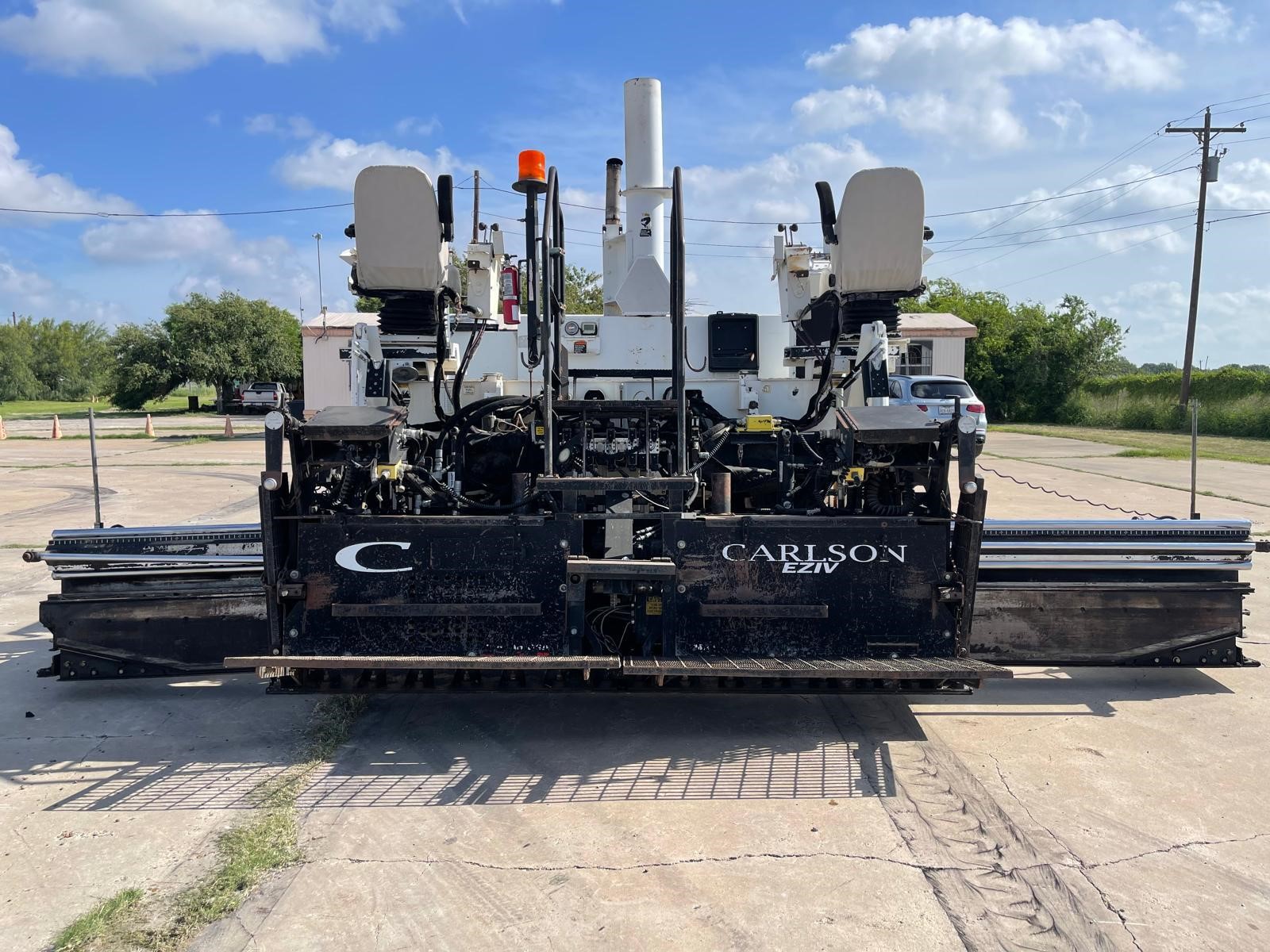 2009 ROADTEC RP195