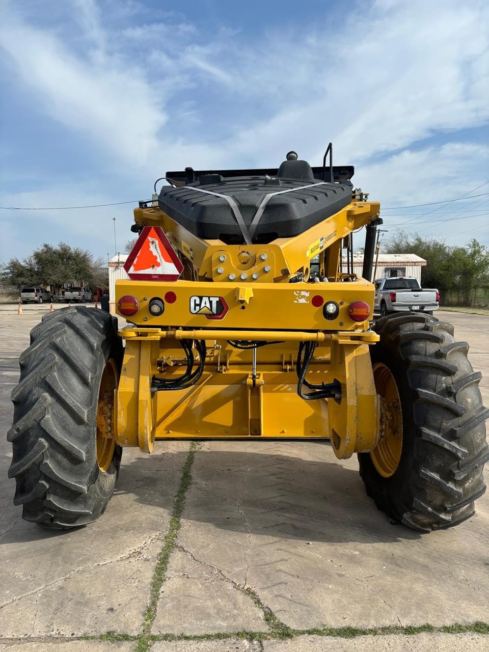 2021 CATERPILLAR RM400